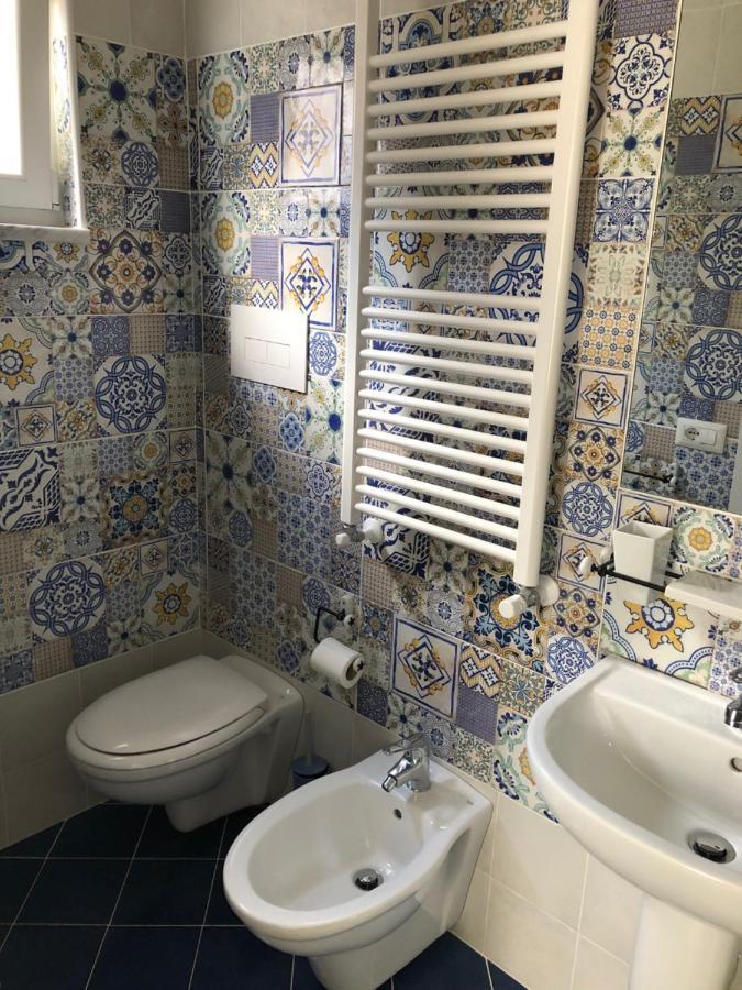 Albergo Oasi Наполи Екстериор снимка