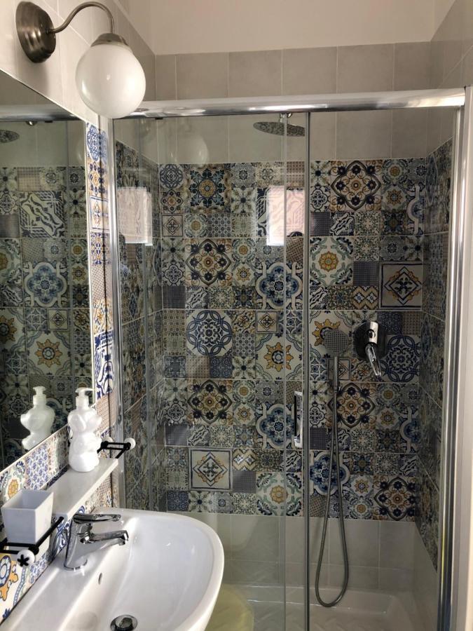 Albergo Oasi Наполи Екстериор снимка