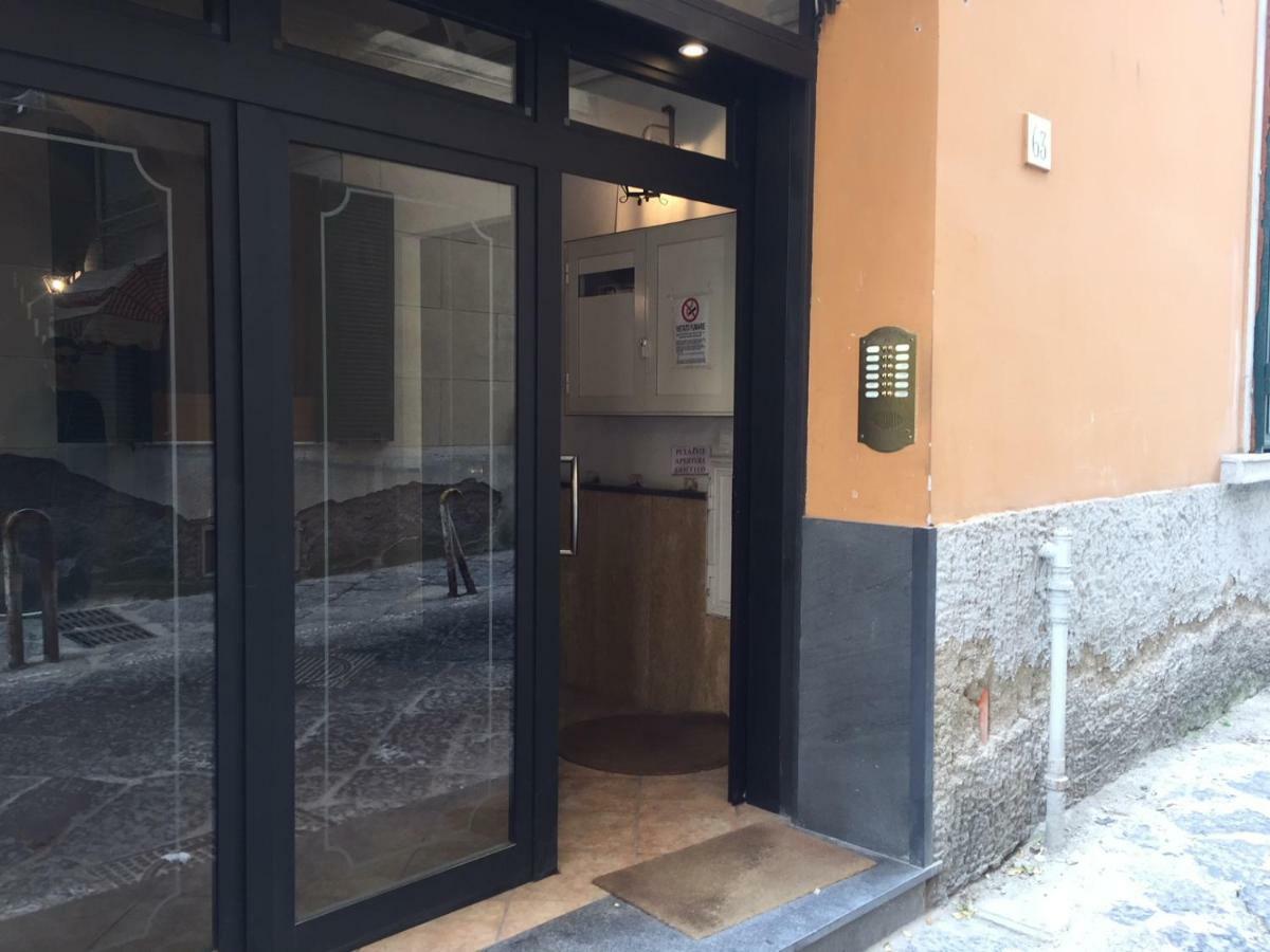 Albergo Oasi Наполи Екстериор снимка