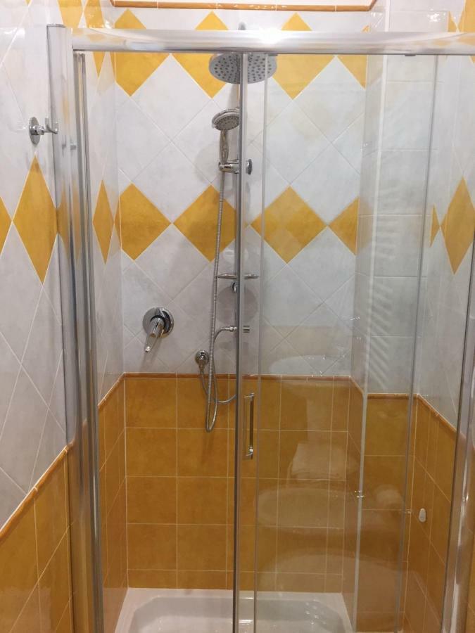 Albergo Oasi Наполи Екстериор снимка