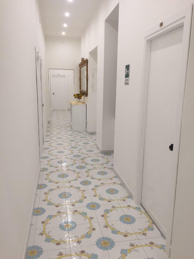 Albergo Oasi Наполи Екстериор снимка