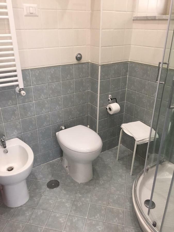 Albergo Oasi Наполи Екстериор снимка