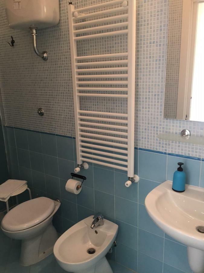 Albergo Oasi Наполи Екстериор снимка